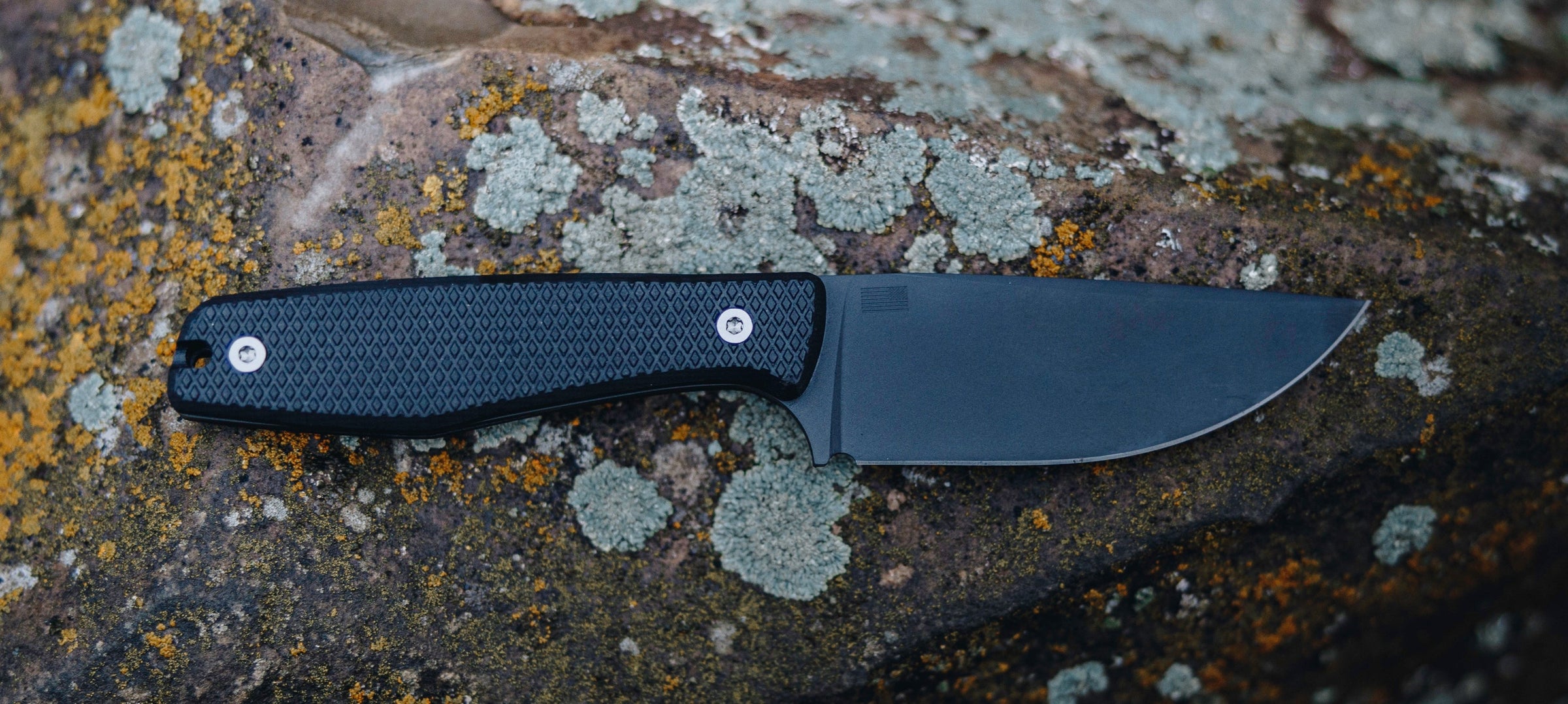 FIXED BLADES