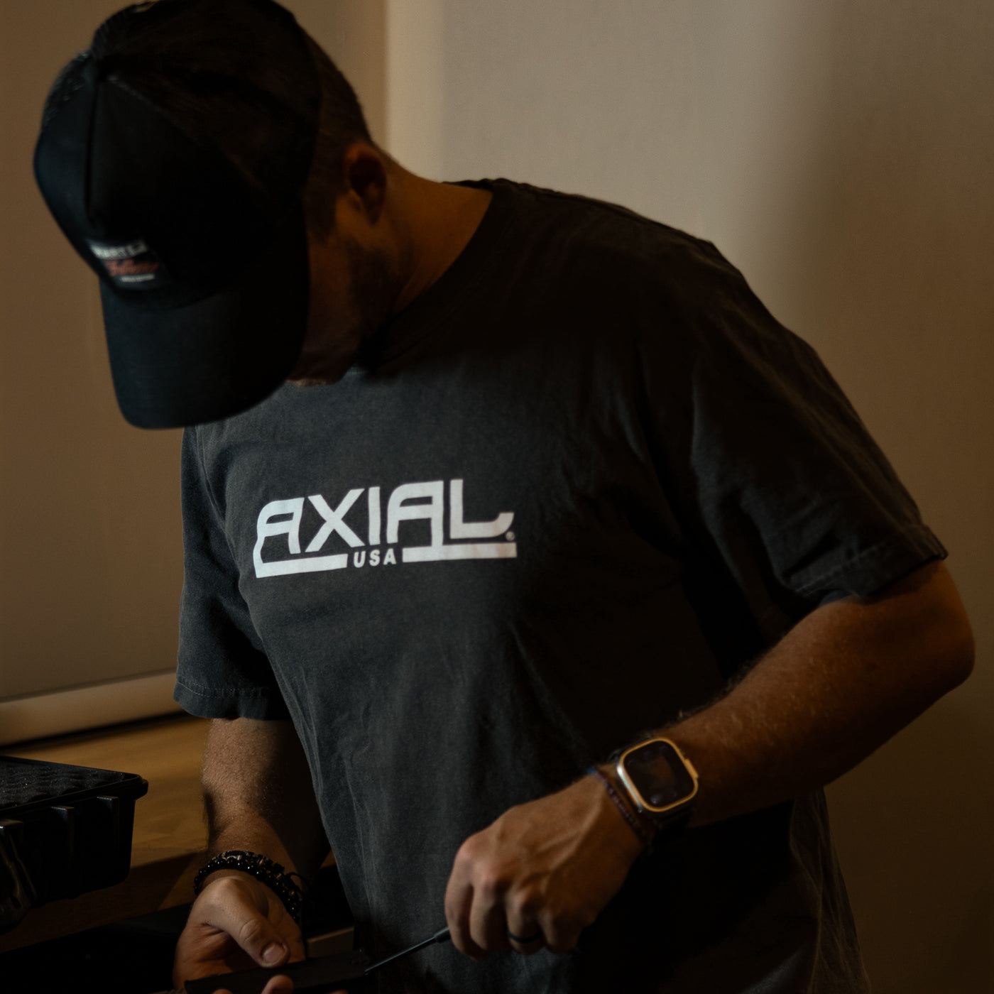 AXIAL SIGNATURE T-SHIRT